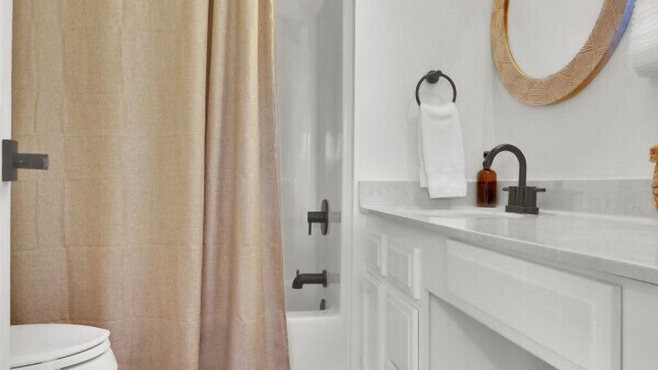 Photo of Bathroom in Swannanoa