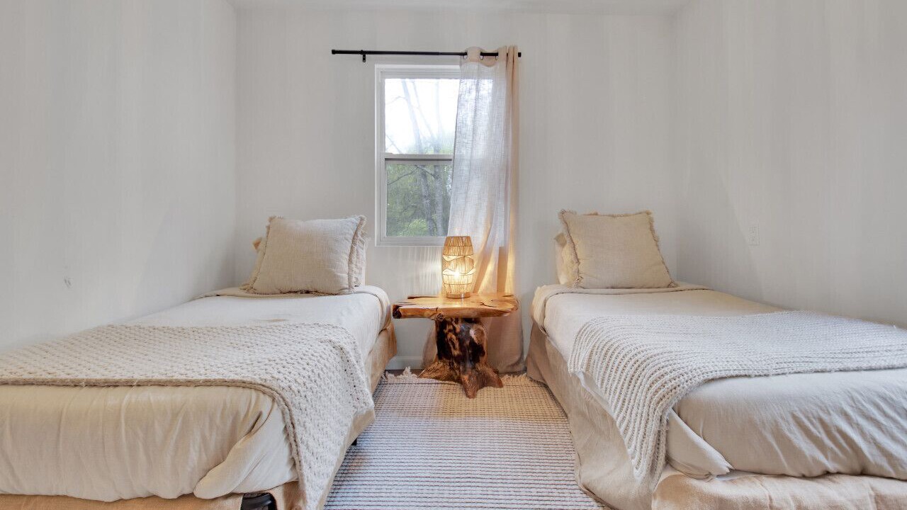 Photo of Bedroom in Swannanoa