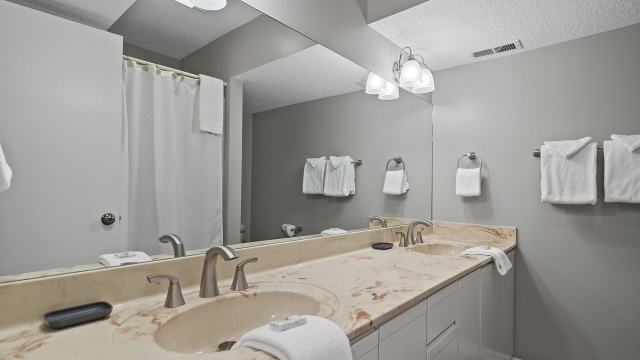Photo of Bathroom in Cullowhee