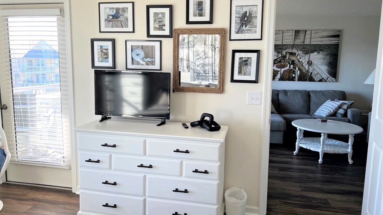 Photo of Livingroom in Manteo
