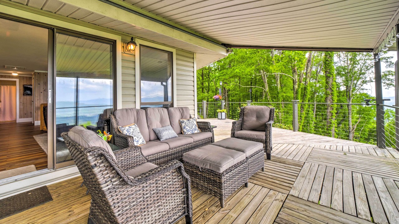Photo of Patio Balcony in Waynesville