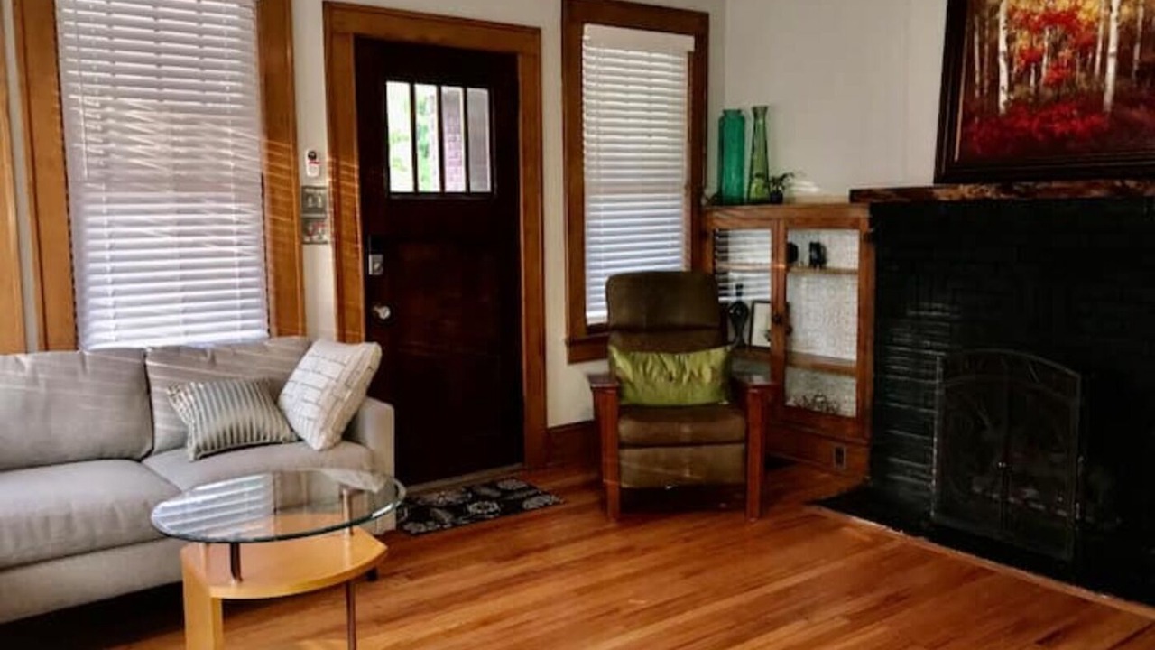 Photo of Livingroom in Waynesville