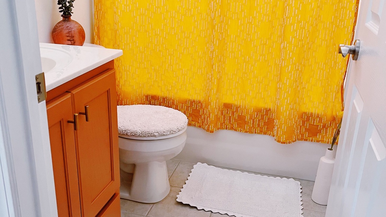 Photo of Bathroom in Cape Fear