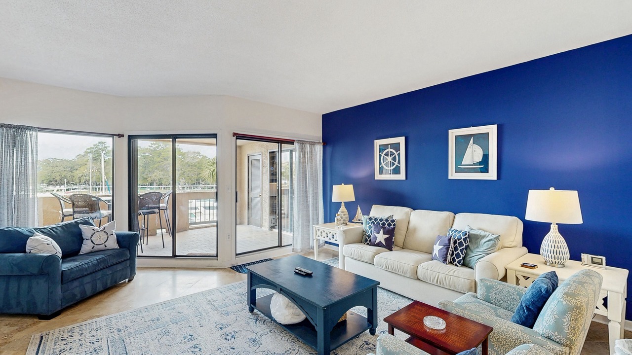 Photo of Livingroom in Shelter Cove