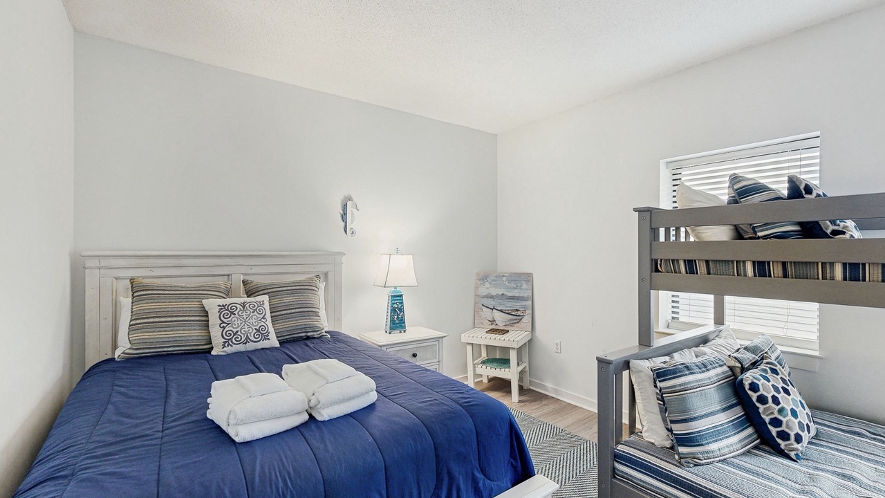 Photo of Bedroom in Shelter Cove