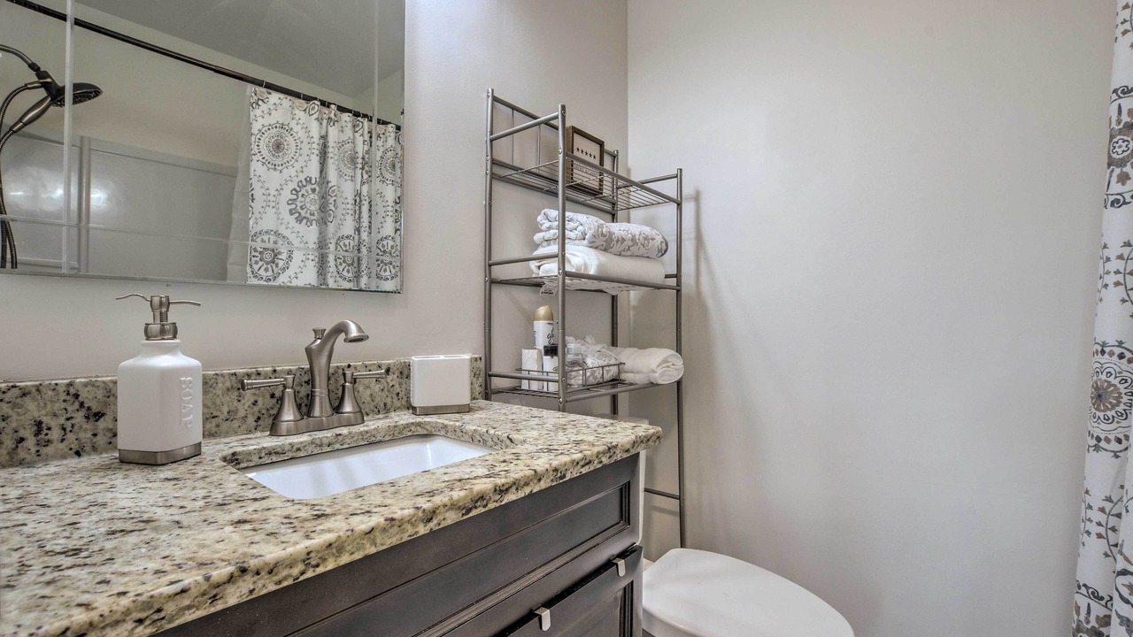 Photo of Bathroom in Apex
