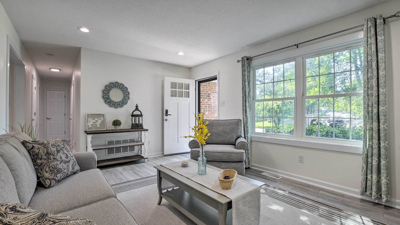Photo of Livingroom in Apex