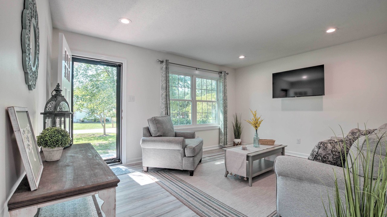 Photo of Bedroom in Apex