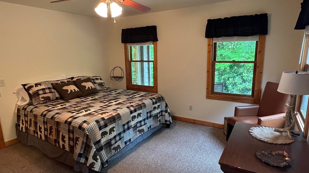 Photo of Bedroom in Maggie Valley