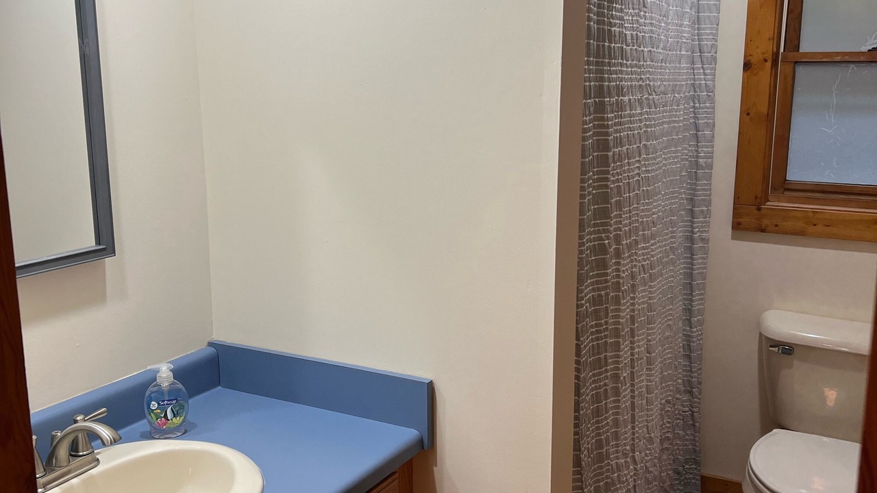 Photo of Bathroom in Maggie Valley