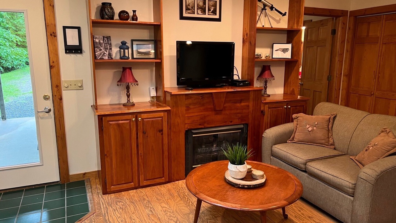 Photo of Livingroom in Maggie Valley