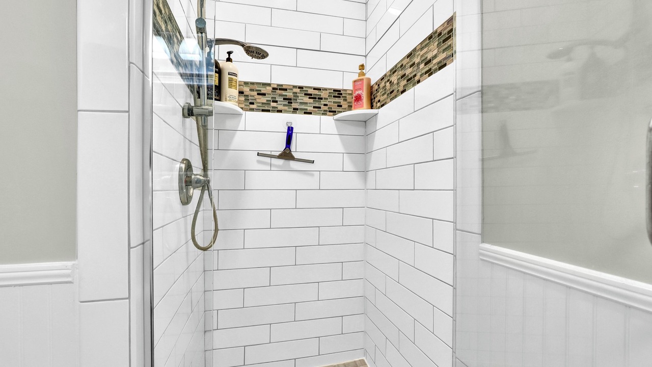 Photo of Bathroom in Cape Island