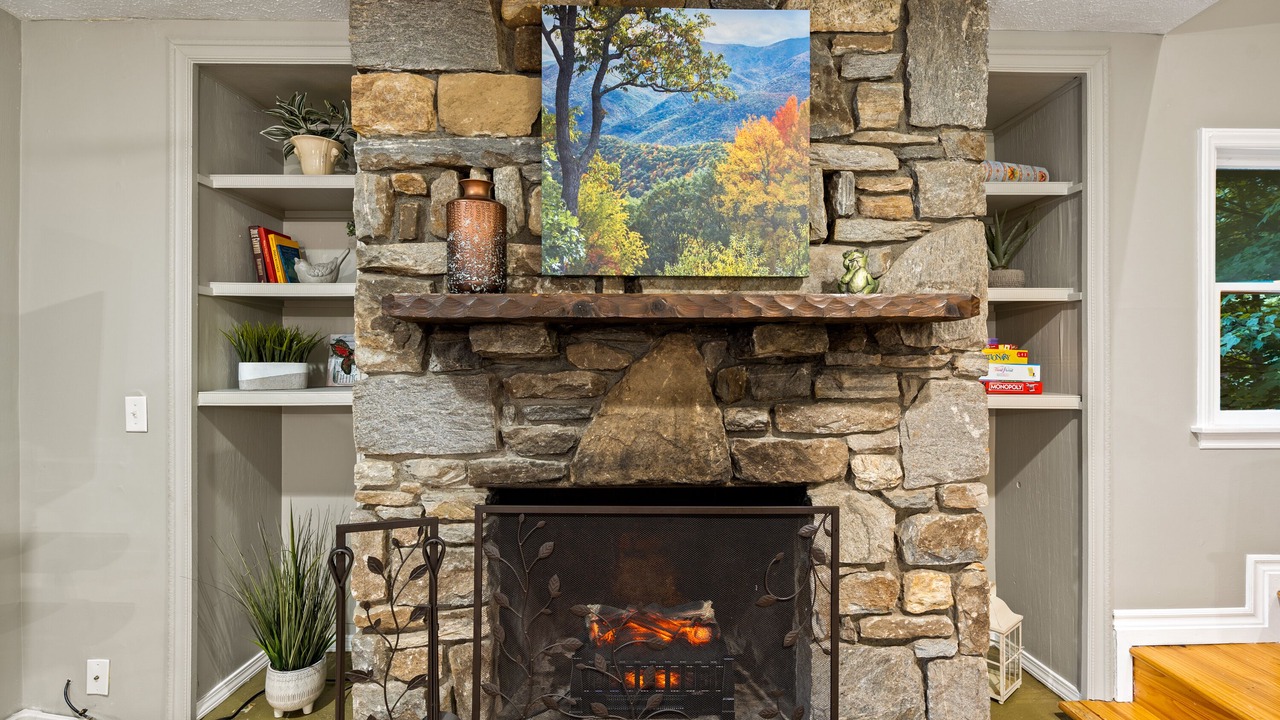 Photo of Livingroom in Chimney Rock