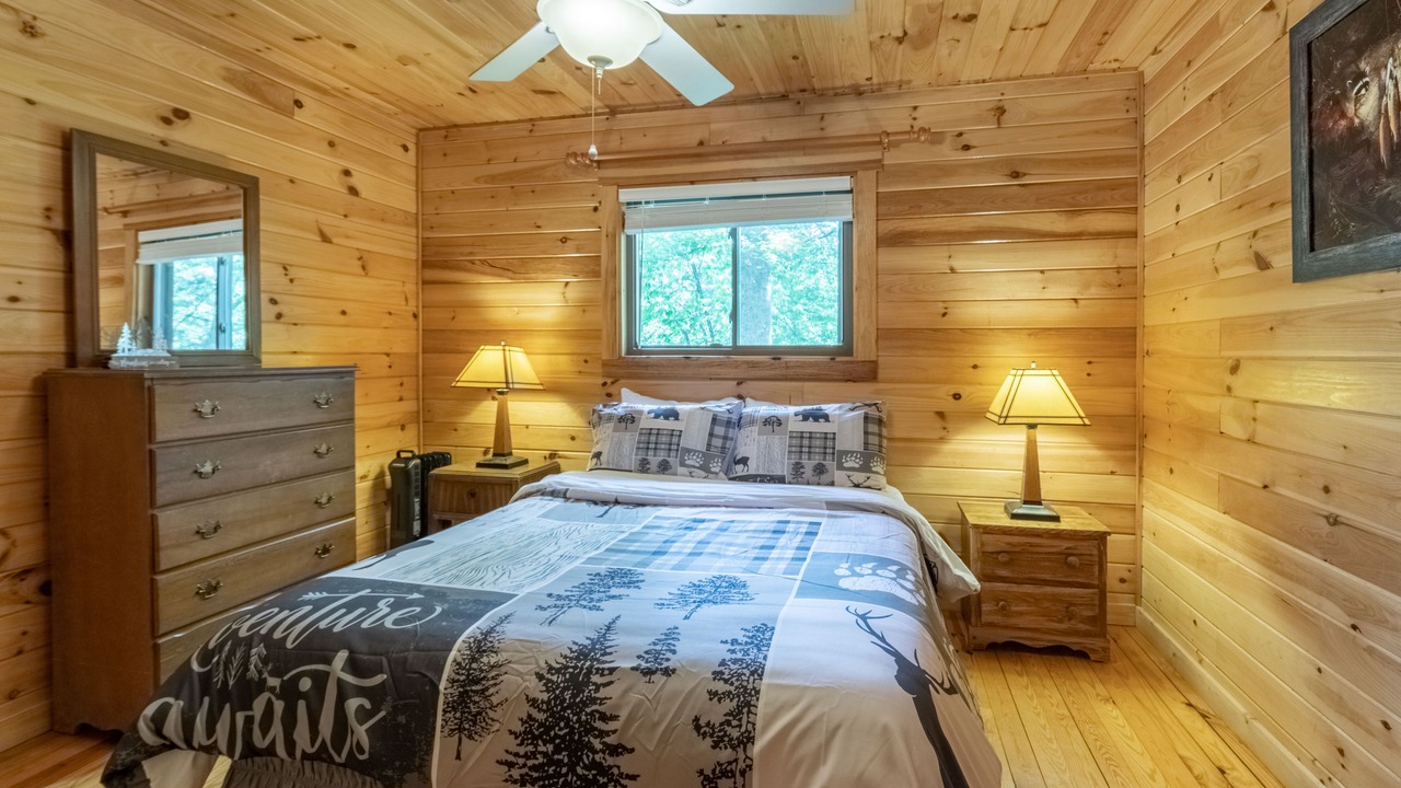 Photo of Bedroom in Bryson City