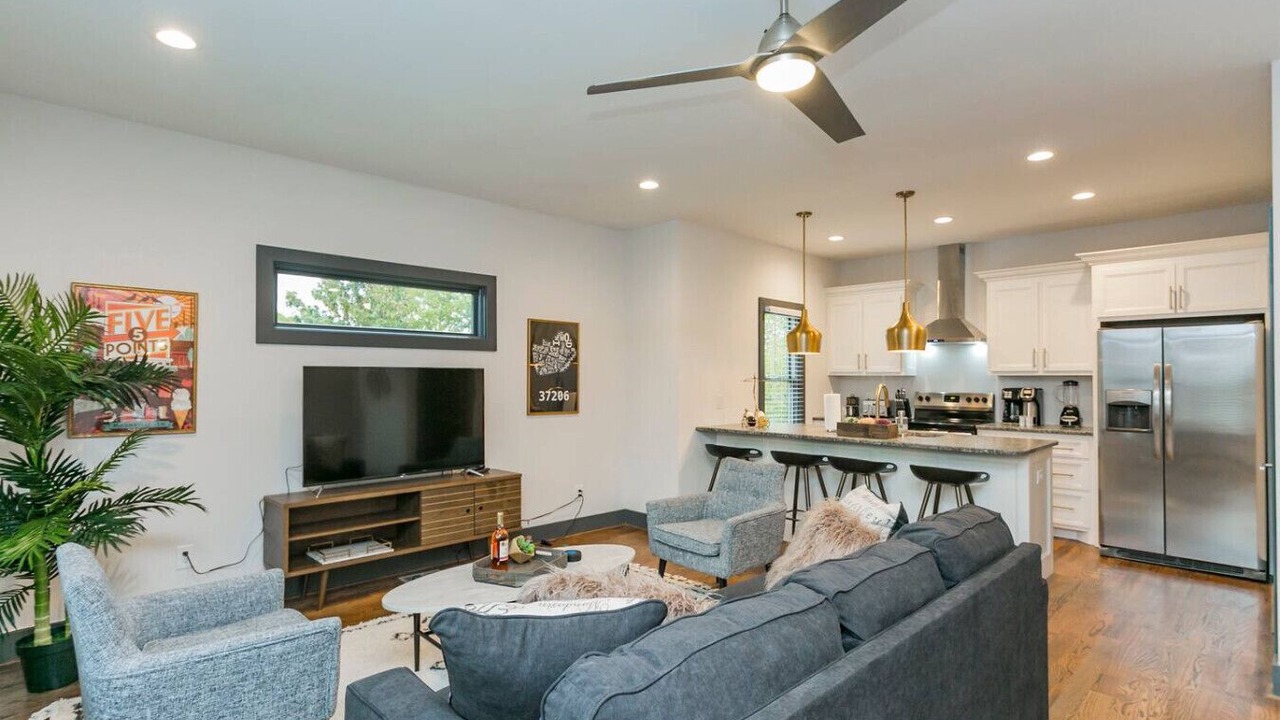 Photo of Livingroom in Maplewood Heights