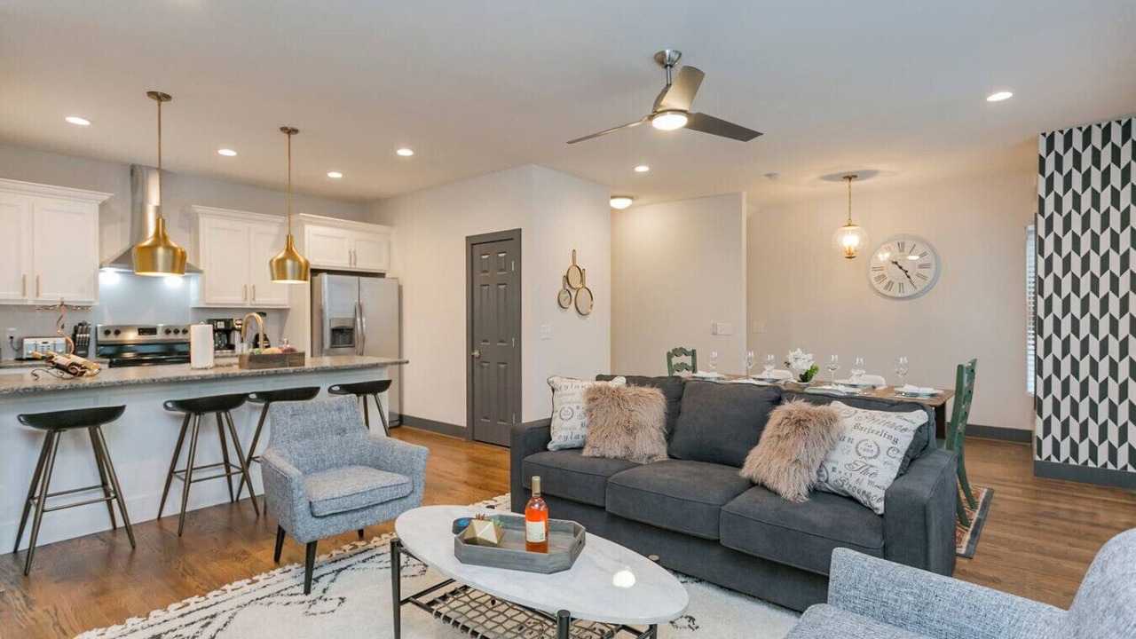 Photo of Livingroom in Maplewood Heights