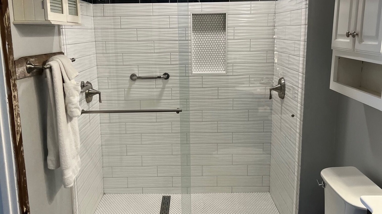 Photo of Bathroom in Mayhew