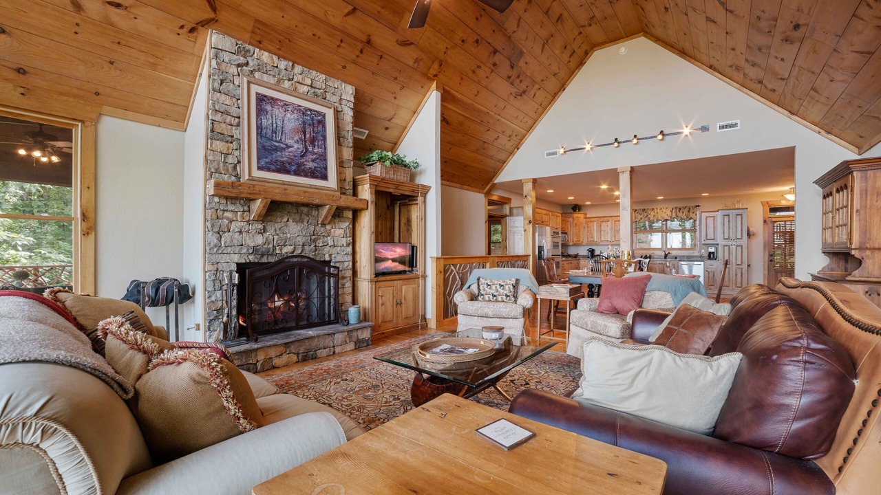 Photo of Livingroom in Sapphire