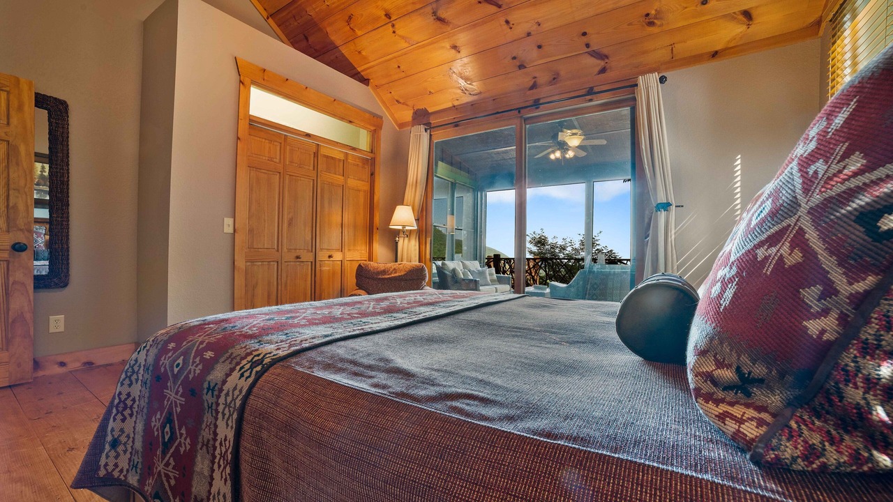 Photo of Bedroom in Sapphire