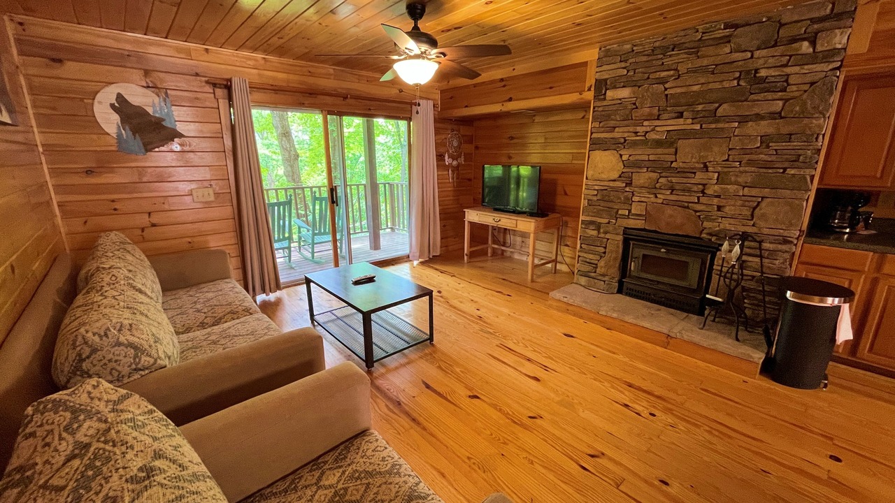 Photo of Livingroom in Bryson City
