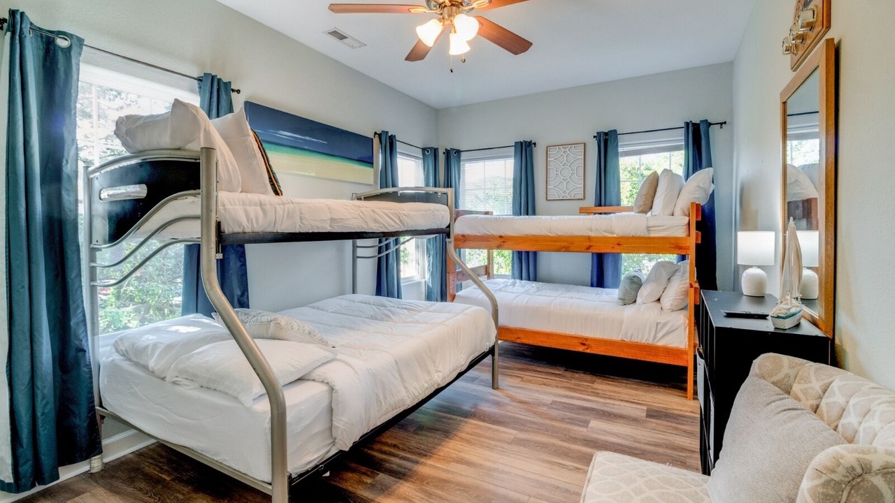 Photo of Bedroom in East Ocean View