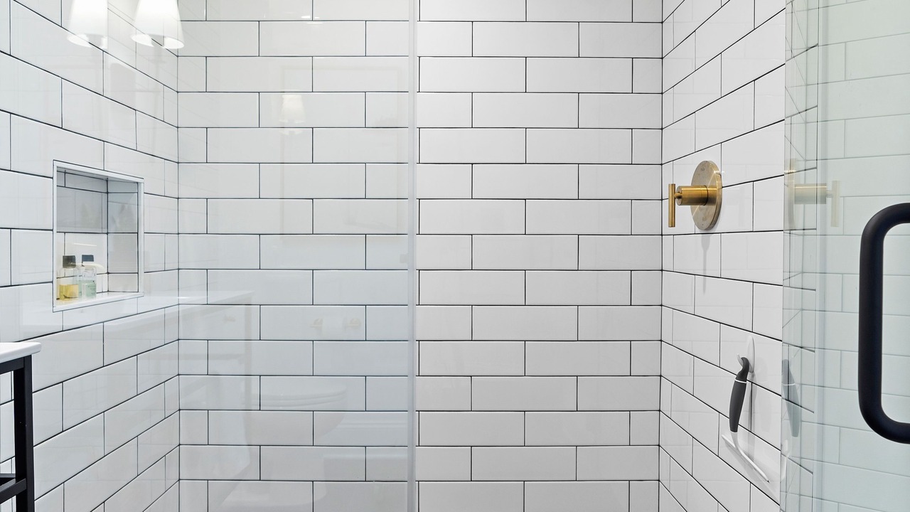 Photo of Bathroom in Riverwalk