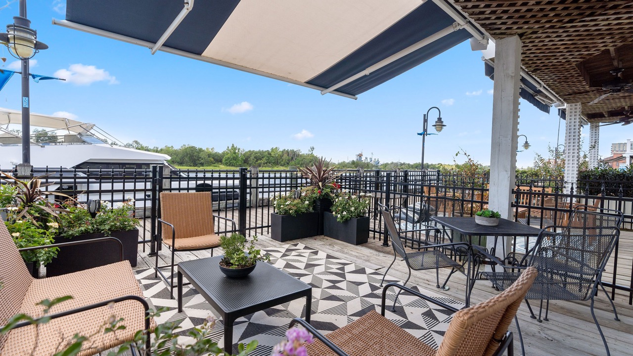 Photo of Outdoor in Riverwalk