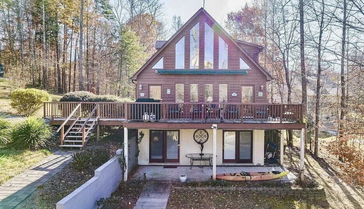 Photo of Outdoor in Leasburg