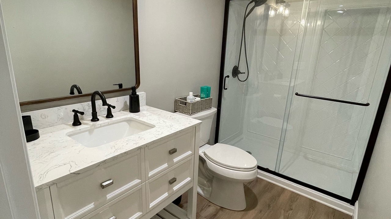 Photo of Bathroom in Leasburg