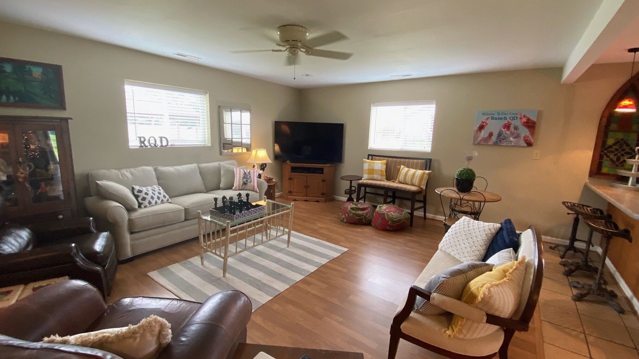 Photo of Bedroom in Clinton