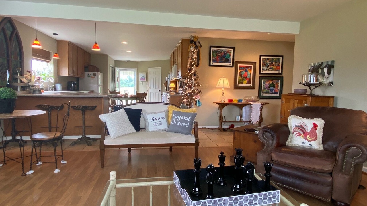 Photo of Bedroom in Clinton
