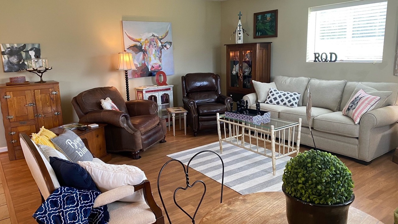 Photo of Bedroom in Clinton