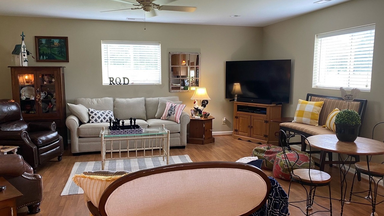 Photo of Bedroom in Clinton