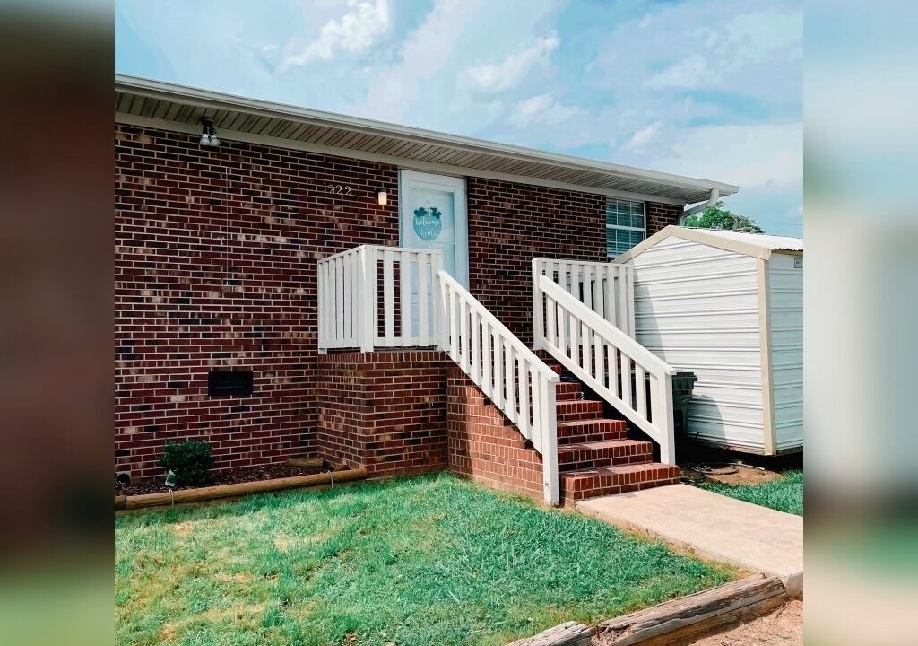 Photo of Outdoor in Lexington - Salisbury
