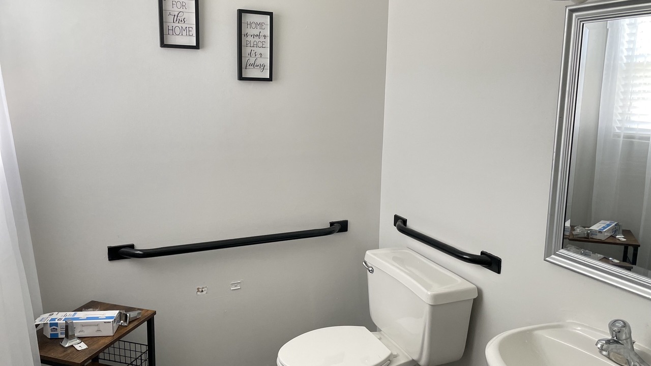 Photo of Bathroom in Lexington - Salisbury