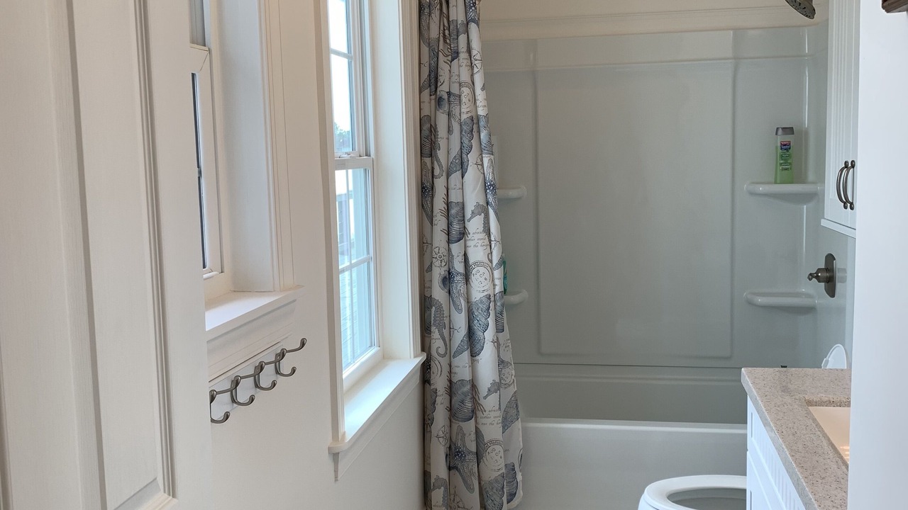 Photo of Bathroom in Oriental