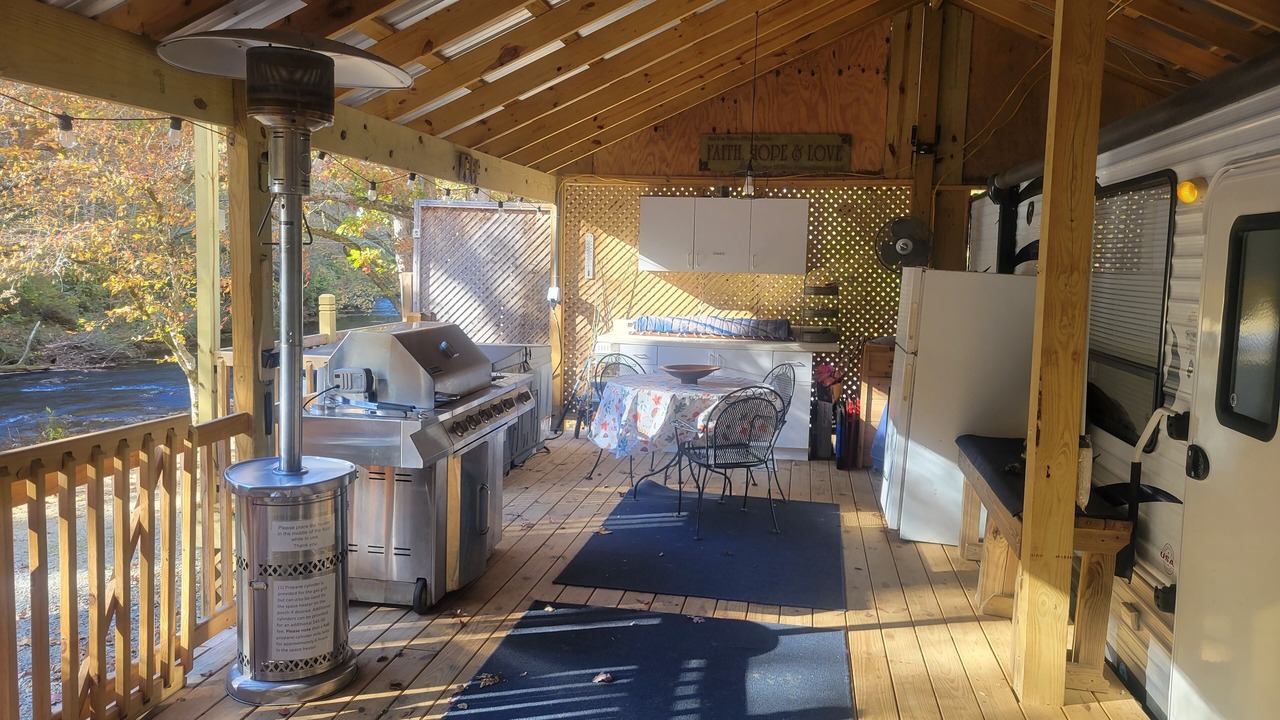 Photo of Outdoor in Brasstown