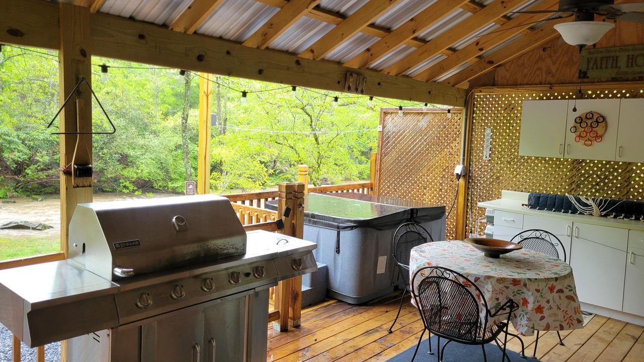 Photo of Outdoor in Brasstown
