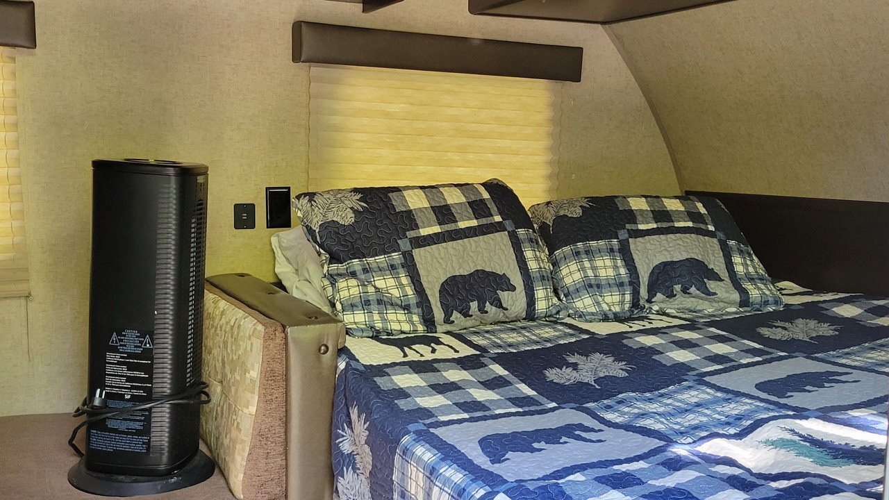 Photo of Bedroom in Brasstown