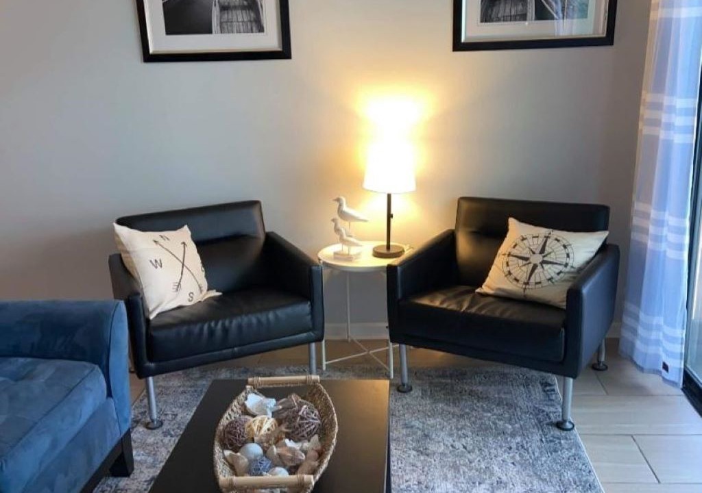 Photo of Livingroom in McCutcheon Field