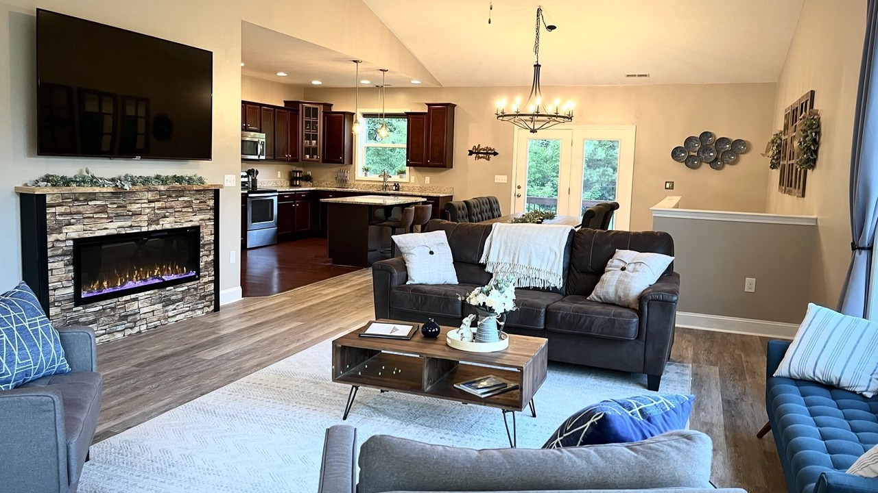 Photo of Bedroom in Mars Hill
