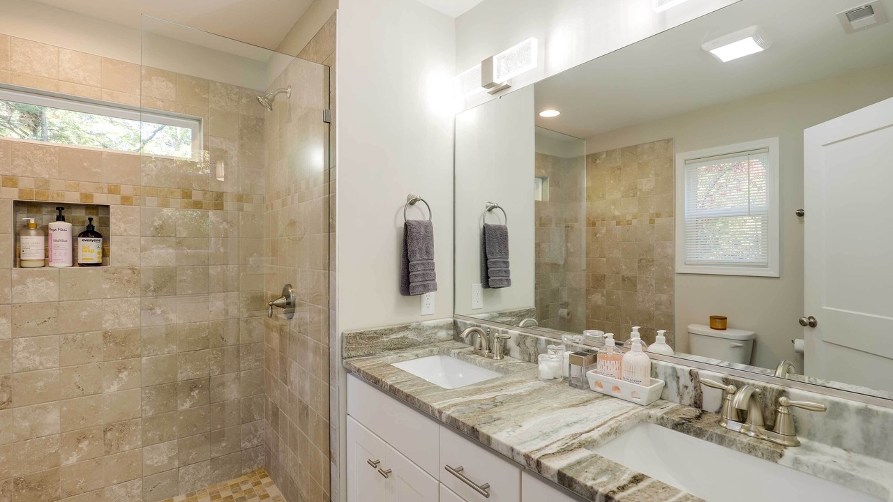 Photo of Bathroom in Ridgecrest