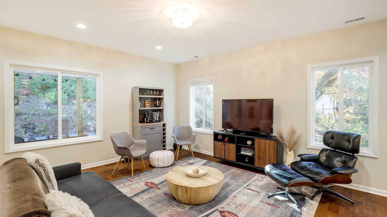 Photo of Livingroom in Ridgecrest