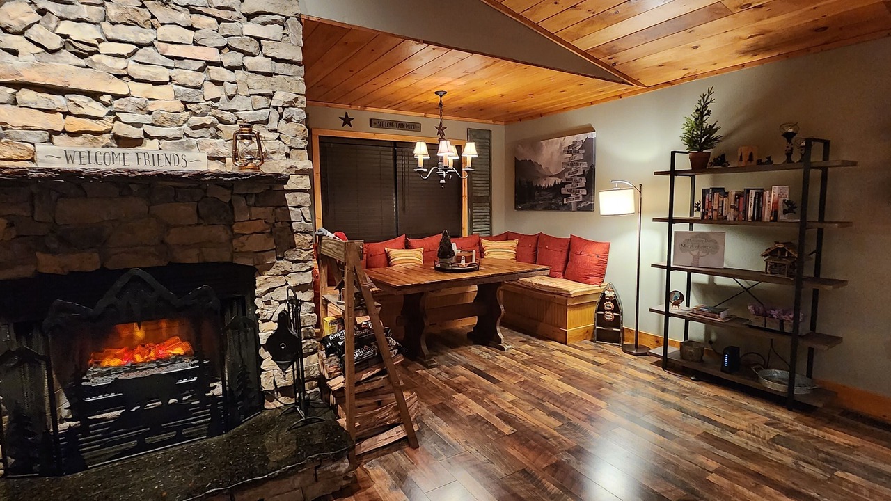 Photo of Livingroom in Murphy