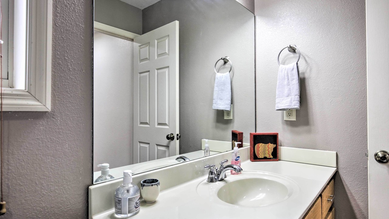Photo of Bathroom in Hayesville