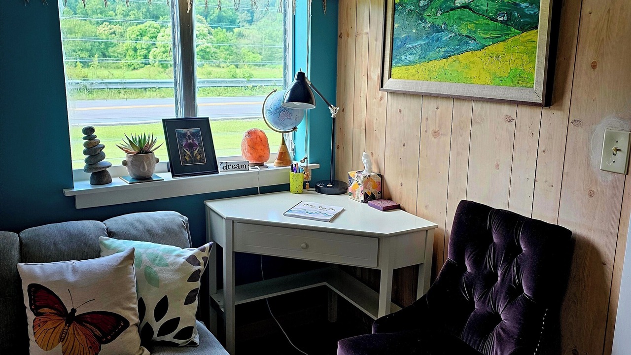 Photo of Livingroom in Penrose