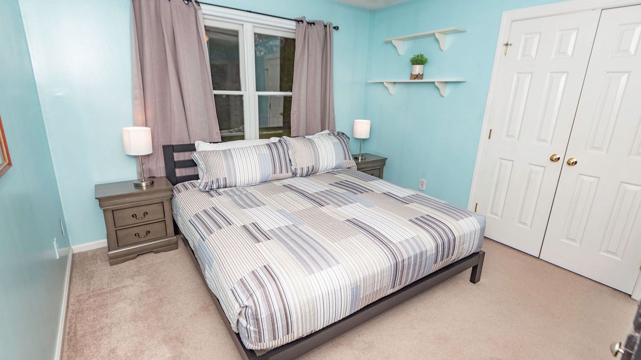 Photo of Bedroom in Mooresville