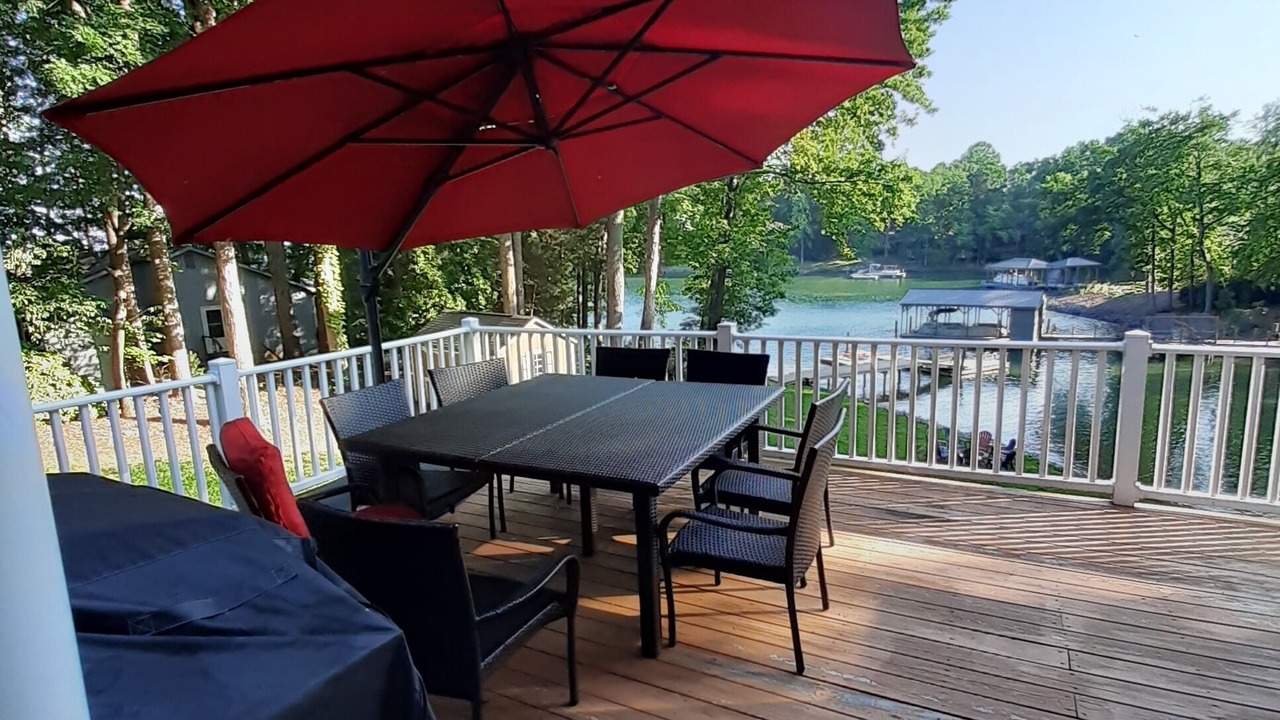 Photo of Outdoor in Mayhew