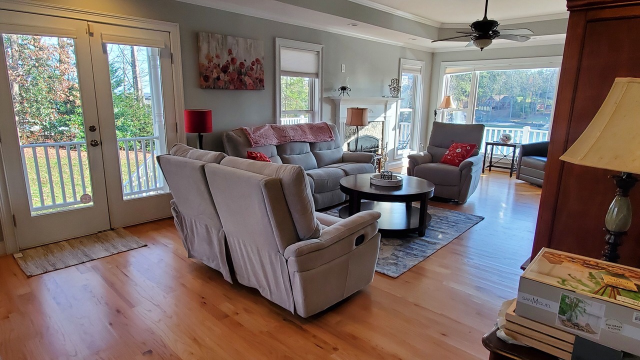 Photo of Livingroom in Mayhew