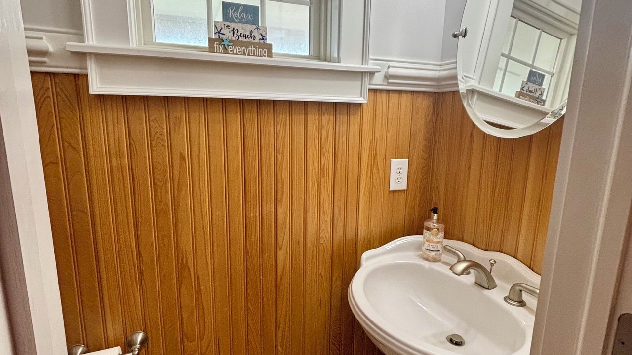 Photo of Bathroom in Nags Head